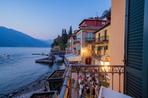 Casa Baia - Apartment - Varenna