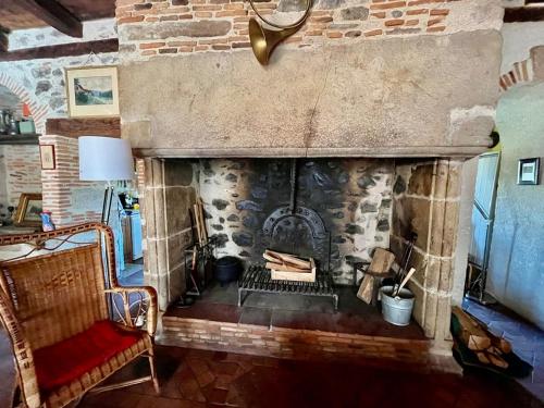 Amazing 180-m2 family house by the river in 多爾多涅河畔博利厄