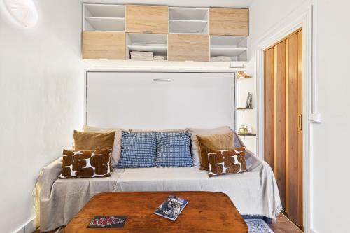Lovely Studio 10 mn walk to Louvre & Latin Quarter