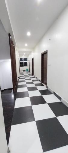 Hotel Royal Paradise - Fuel-up for the Journey in Kishanganj