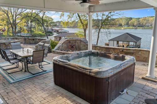 The Finding Place at Lake Palestine in Coffee City (TX)