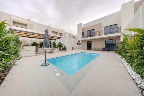 4BR Private Pool Villa in Sharjah - BBQ Area - Nasma – khách sạn tại Sân bay quốc tế Sharjah
