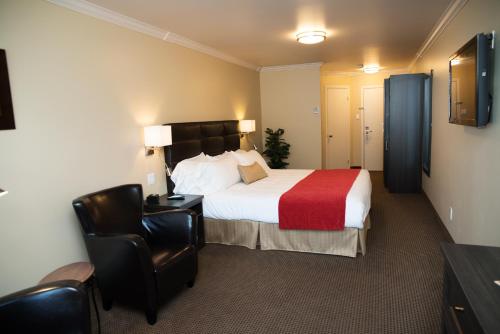 1 queen bed