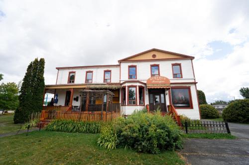 Pavillon Beauséjour (Pavillon Beausejour) in Amqui (QC)