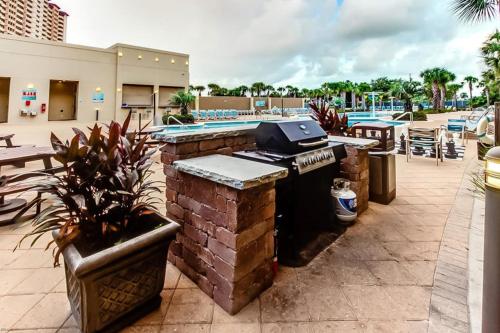 Emerald Beach Resort - image 34