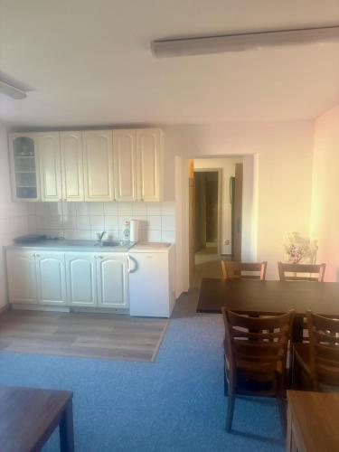 廚房, Bendovský dvůr (Bendovsky dvur) in 普魯洪尼斯