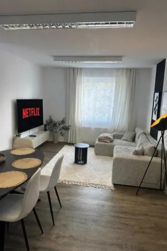 einfachHEIMISCH - zuHauseAUFZEIT - Netflix - Modern - Erholung - Küche in Hannover, Deutschland