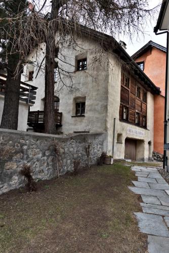 Chesa Grischuna 4pax - Madulain in Madulain