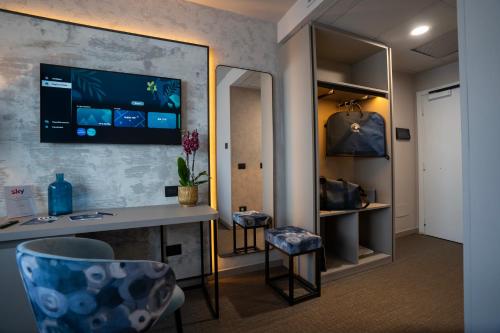 hotel photo