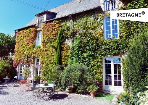 LA VALLEE DU LAUNAY GiTES - Saint-Samson-sur-Rance