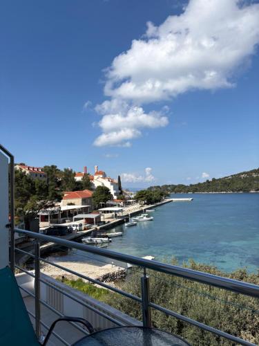 Balkons/terase, Guesthouse Kamarin in Mljet