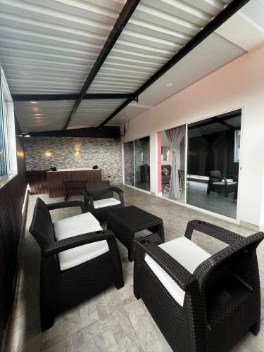 Karstais baseins, Hotel Boutique Primavera Beach in Necocli