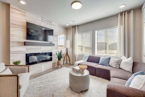 Elevated Home in North Colorado Springs w/ Patio – khách sạn tại Black Forest