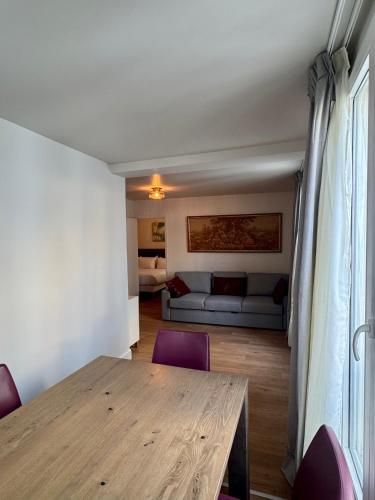 Villa Montmartre - Nouvellement Rénové - image 12