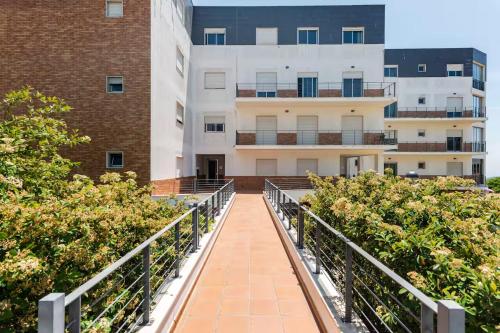 My Home in Sesimbra - Your Home Near the Beach with the Best Castle View! in 哥多維亞