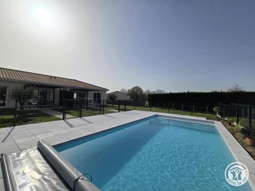 Ravissante maison, clim, piscine partagée - 2 pers. - FR-1-616-557 (Ravissante maison, clim, piscine partagee - 2 pers. - FR-1-616-557) in Saint-Laurent-des-Hommes