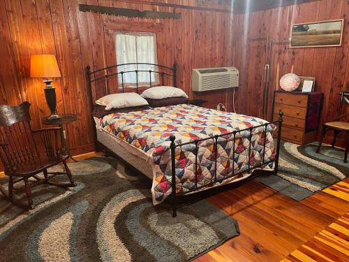 1 of 3 Guest Quarters 35 Min to U of Alabama in Eutaw (AL)