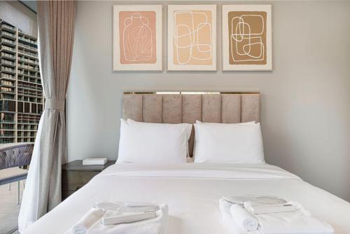 Peninsula One High Floor Apartment with beautiful Burj Khalifa and Canal Views - image 13