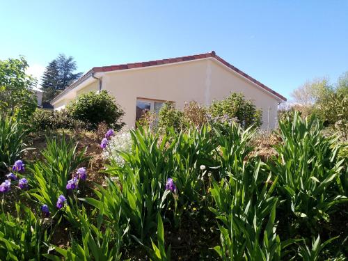 Dārzs, domaine de marodi jasmin in Baignes-Sainte-Radegonde