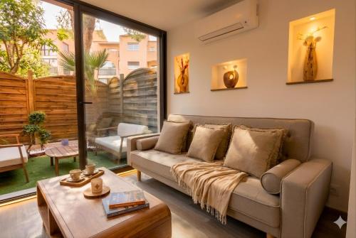 Charme de Mougins & proximité Cannes Logement idéal pour couple en séjour détente ou professionnels en déplacement