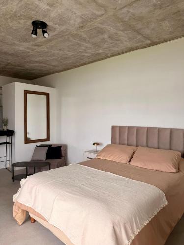 Monoambiente a estrenar en Fisherton con cochera