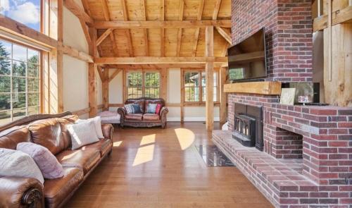 Közös társalgó / TV, Forest Luxury Villa 5 bedroom amazing space LICENCE PRSTR2026-0366 in Whitchurch-Stouffville (ON)