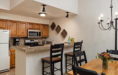 Villas at Snowmass Club a Destination by Hyatt Residence - image 5