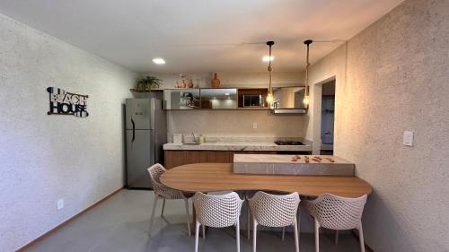 High Standard Two Suites Apartment Milagres Ecological Route AZUK D01 in Pessoa