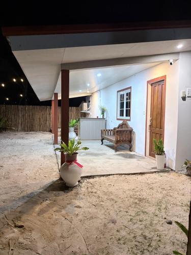Exterior view, La Paula Hostel in Siquijor Island