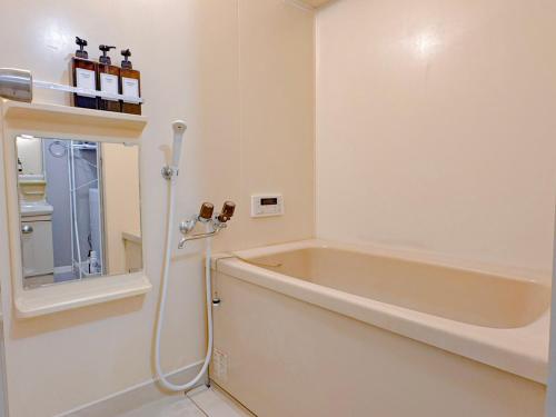 Bathroom, 弥富民泊 - Yatomi Minpaku - in Yatomi