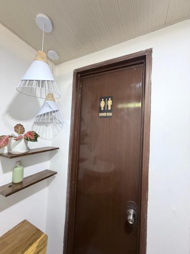 Shower, La Paula Hostel in Siquijor Island