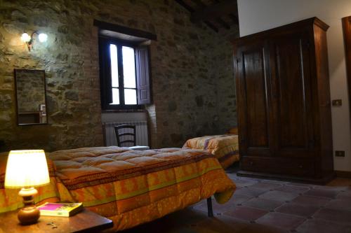 2 bedrooms, 4 beds