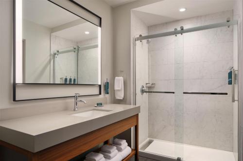 Doubletree By Hilton Greenville Airport – Greenville, SC