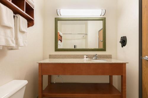 Baymont by Wyndham Oklahoma City/Quail Springs in Oklahoma City, USA