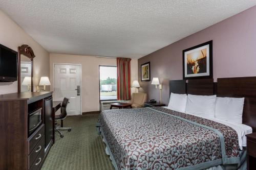 Days Inn by Wyndham Lugoff in Lugoff, USA