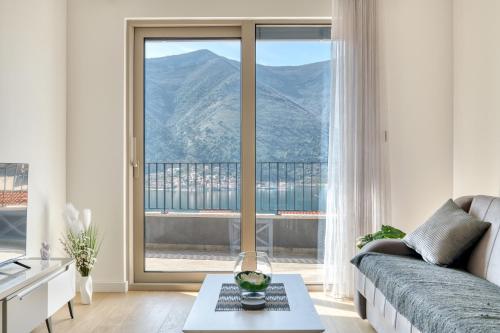 Boka Gardens Sea View Apartment by MN Property