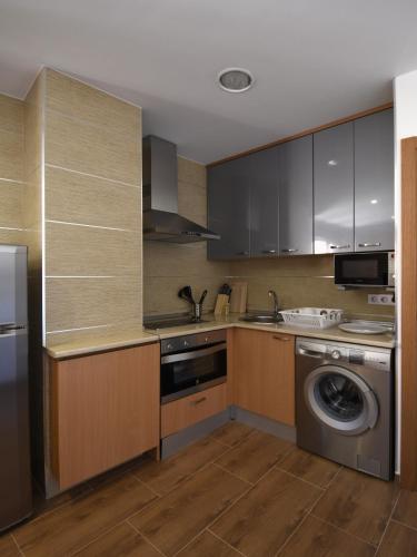 . Apartamentos La Rocanda