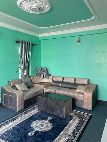 J Resthouse in Thimi