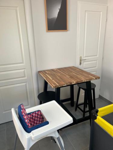 Studio au cœur de la nature proche Grenoble et stations de ski in Vaulnaveys-le-Bas