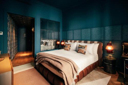 room detail thumbnail 0