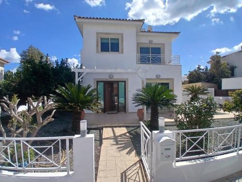 Villa Kleodora – khách sạn tại Sotira