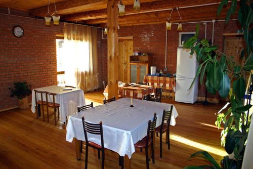 Listvyanka Chalet - main image