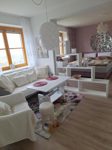 Summer Wine in Glanz An Der Weinstrasse