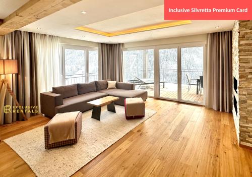 NEU Zirben Luxus Apartments mit SPA und Pool direkt in Kappl – khách sạn tại Kappl