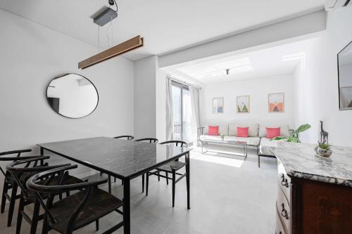 MOT Black Ravignani 1C - 2 Bd Palermo Hollywood