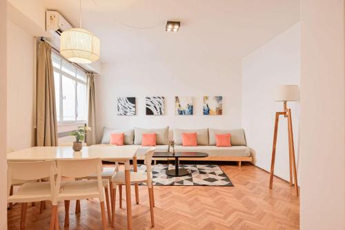 MOT Laprida 1300 - 3 Bd 2 Ba in Recoleta