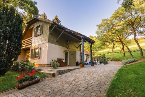 Cottage Pátka Guest House