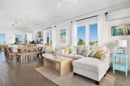 Condo w/Views, Beach, Htd Pool, Golf Cart, Kayaks, Gym, Pickleball Court! in James Pt