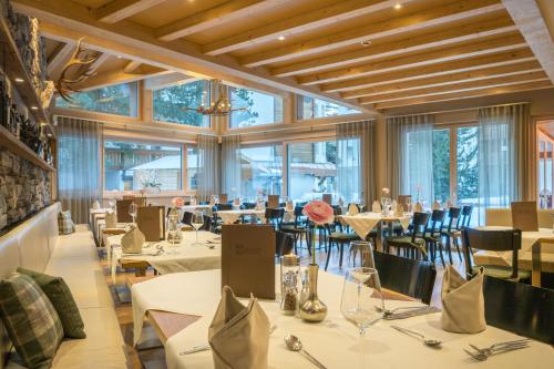 Restaurant, Hotel Jaegerhof in Zermatt