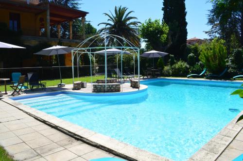 สระว่ายน้ำ, Villa Lafabregue in พราด